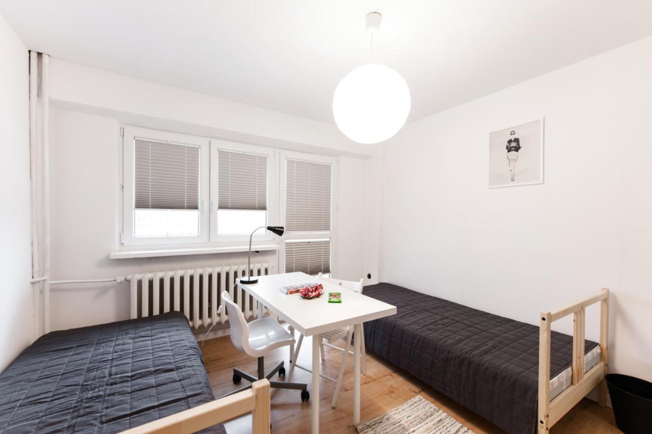 Room, Kochanowskiego 32 Varşovia Exterior foto